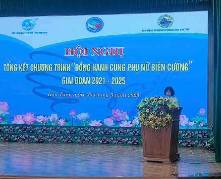 hinh chị phí hà.jpg