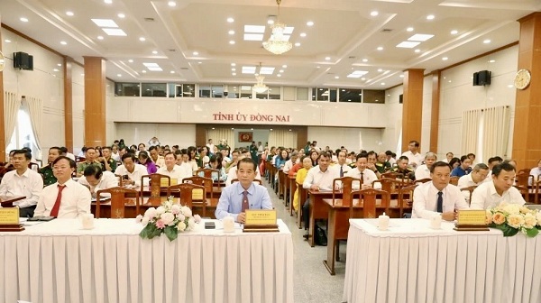 1.1 Quang cảnh.jpg