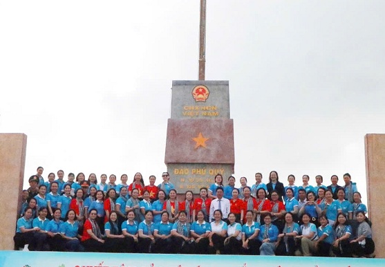 4 cờ.jpg