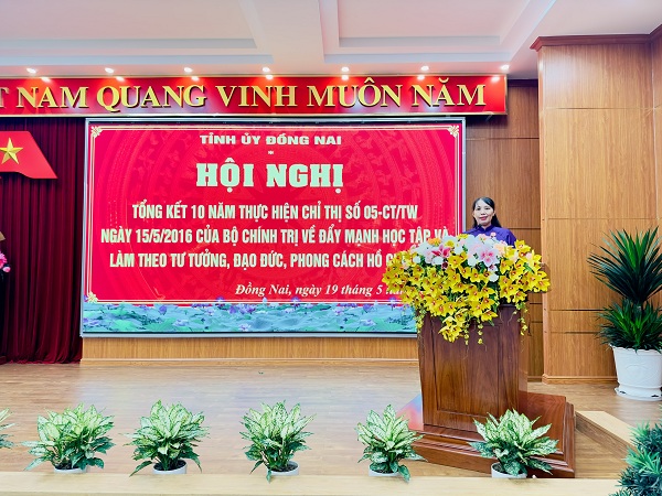 5. Cthai tham luận.jpg