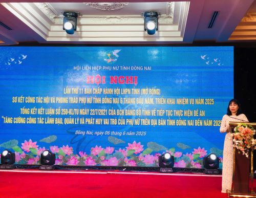 PHÁT BIỂU CHỈ ĐẠO.jpg