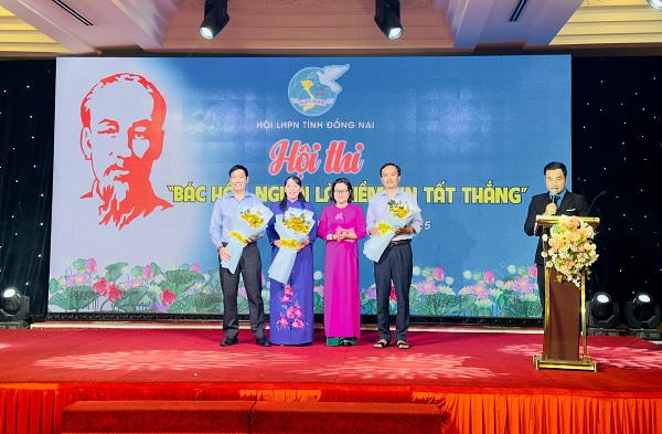 5. BGK hôi thi.jpg