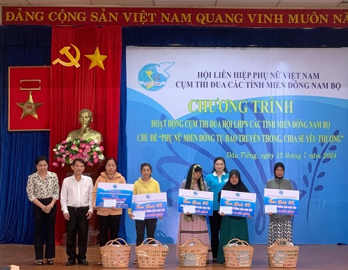 trao sinh kế.jpg